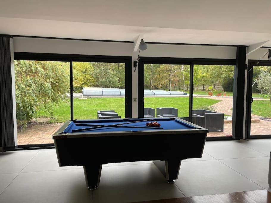 Magnifique Villa Avec Piscine En Sologne Vouzeron Exterior foto